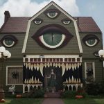 7 Scariest Haunted Houses in California #1 is So Creepy!